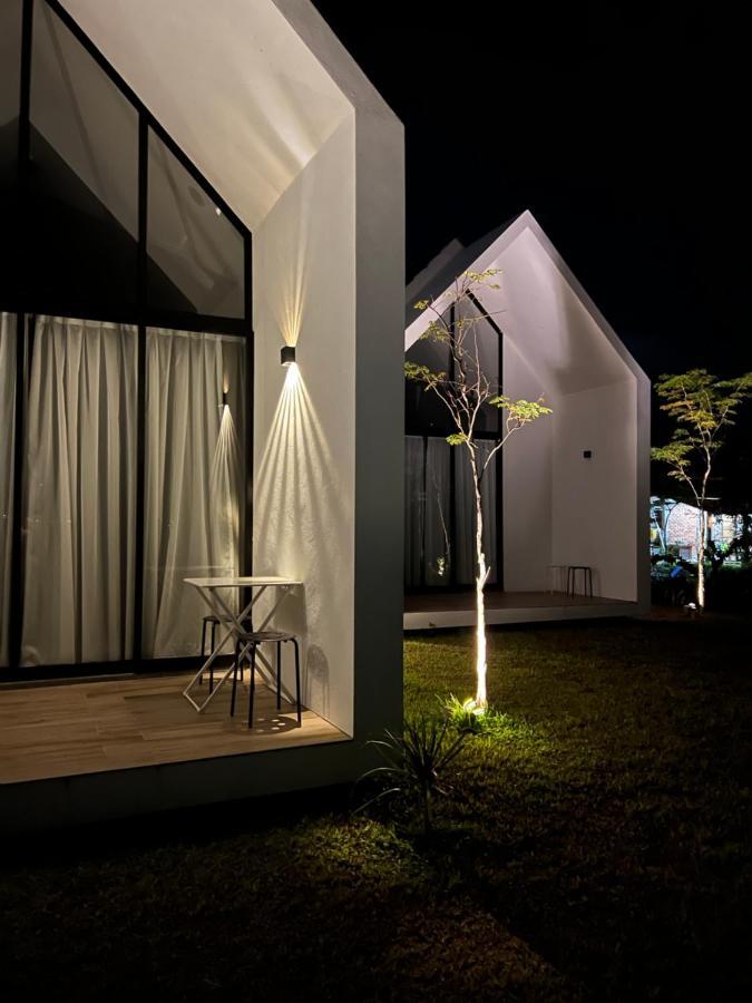 Ezu Isle Langkawi Pool Villa Pantai Cenang  Εξωτερικό φωτογραφία