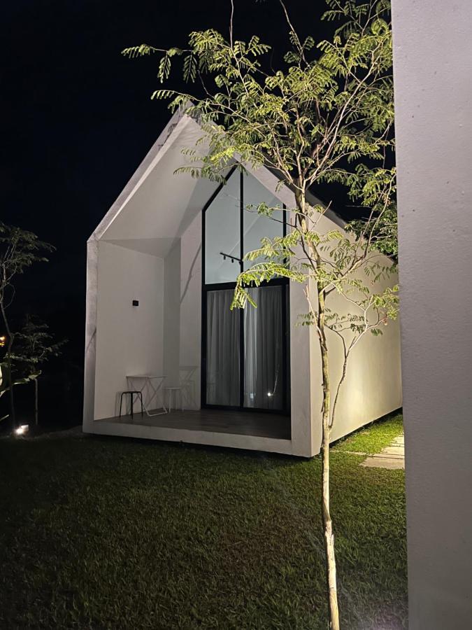 Ezu Isle Langkawi Pool Villa Pantai Cenang  Εξωτερικό φωτογραφία